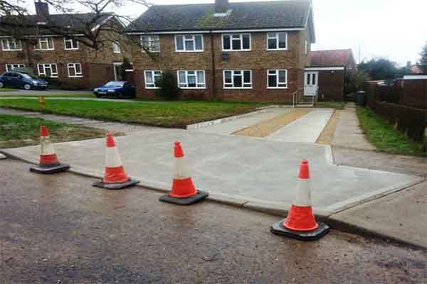 Concrete driveway by Ker-Way local Woodbridge builder