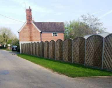 Fencing by Ker-Way local Woodbridge builder.