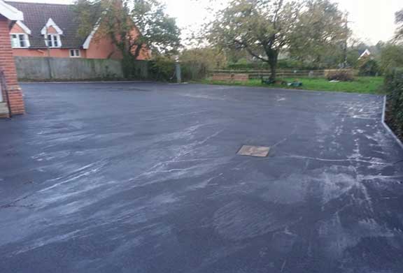 School playground tarmac by Ker-Way local Woodbridge builder.