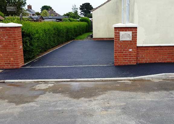 Tarmac driveway and pathway by Ker-Way local Woodbridge builder.