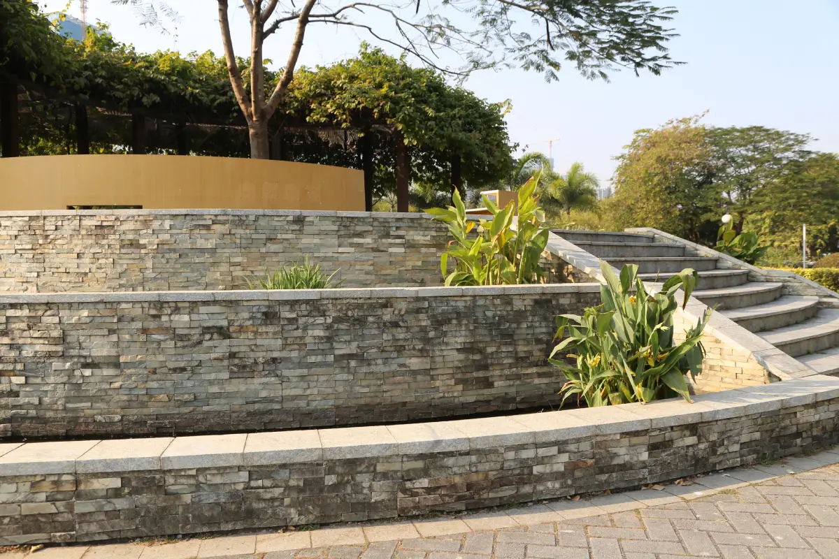 Garden Retaining Wall Installation for Sloped and Uneven Gardens